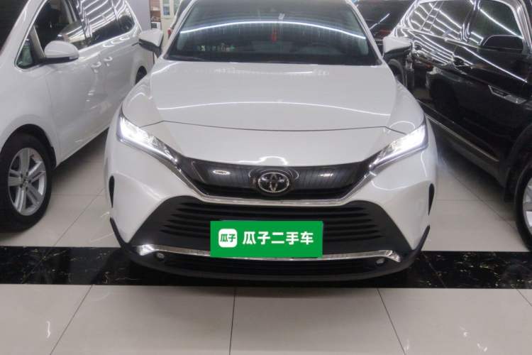 Used Toyota Harrier 2022 2.0L CVT Two-Wheel Drive Deluxe Edition Front