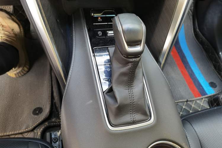 Used Toyota Harrier 2022 2.0L CVT Two-Wheel Drive Luxury Edition Gear Lever