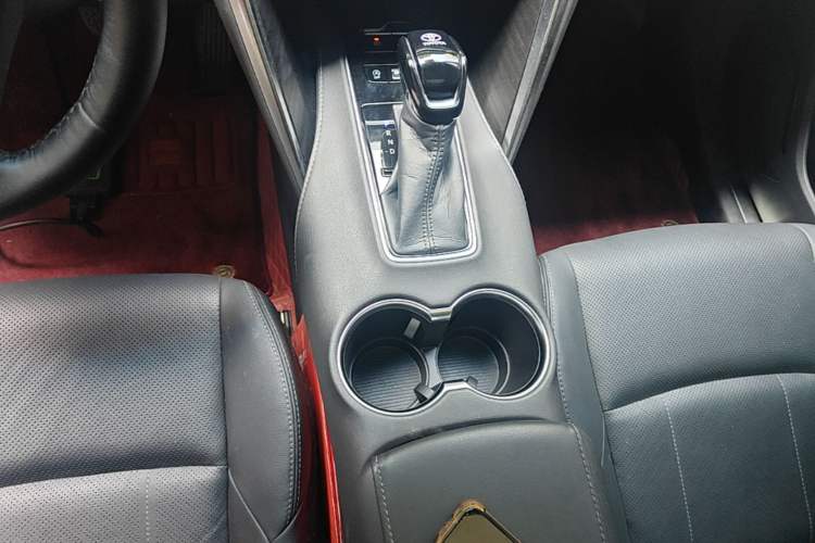 Used Toyota Harrier 2022 2.0L CVT Two-Wheel Drive Deluxe Edition Gear Lever