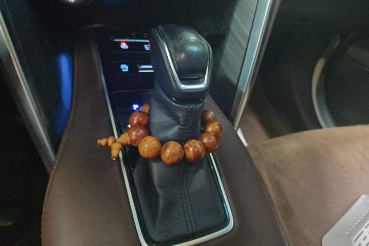 Used Toyota Harrier 2022 2.0L CVT Two-Wheel Drive Deluxe Edition Gear Lever