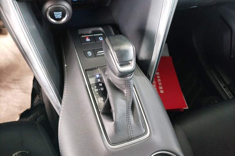 Used Toyota Harrier 2022 2.0L CVT Two-Wheel Drive Entry Version Gear Lever