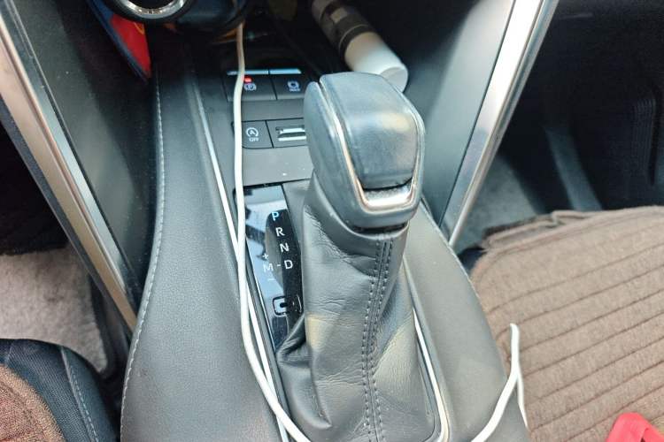 Used Toyota Harrier 2022 2.0L CVT Two-Wheel Drive Entry Version Gear Lever