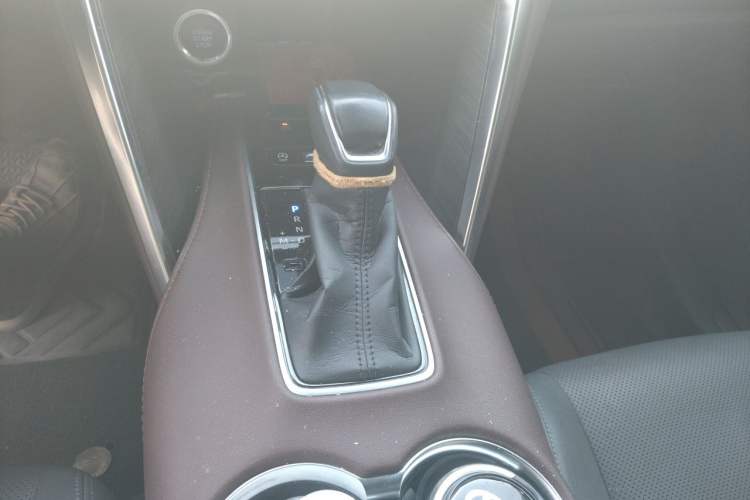 Used Toyota Harrier 2022 2.0L CVT Two-Wheel Drive Deluxe Edition Gear Lever