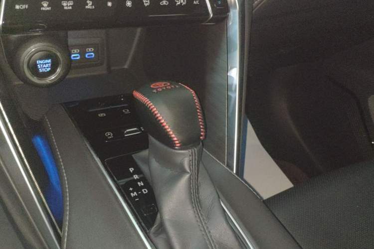 Used Toyota Harrier 2022 2.0L CVT Two-Wheel Drive Deluxe Edition Gear Lever