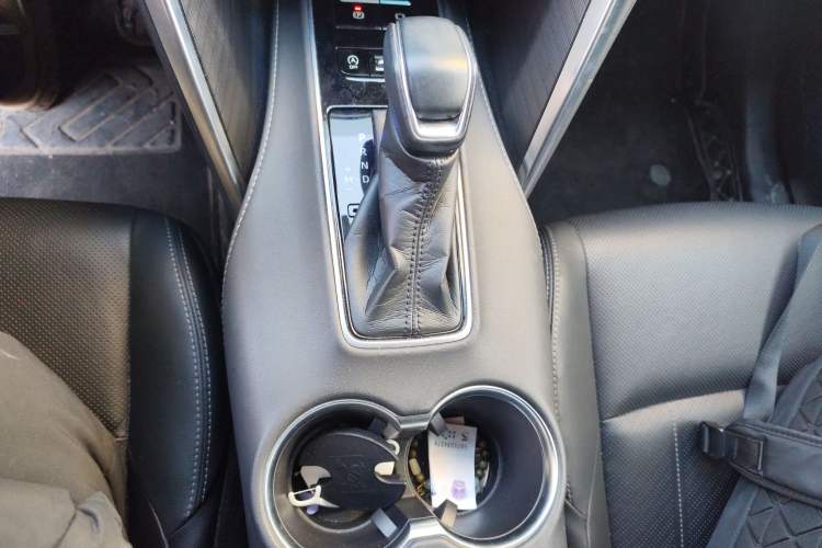Used Toyota Harrier 2022 2.0L CVT Two-Wheel Drive Deluxe Edition Gear Lever