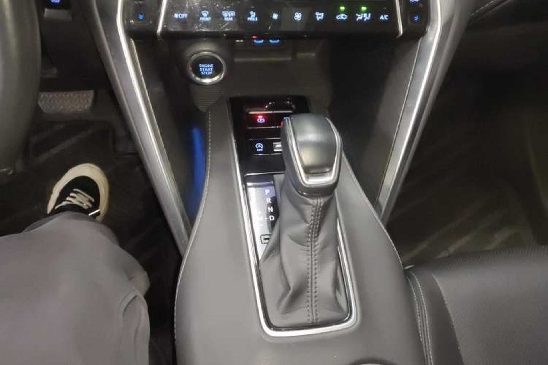 Used Toyota Harrier 2022 2.0L CVT Two-Wheel Drive Deluxe Edition Gear Lever