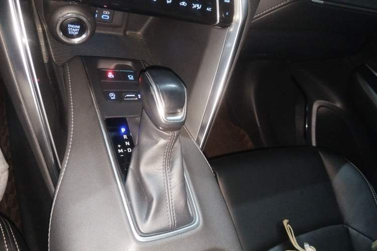 Used Toyota Harrier 2022 2.0L CVT Two-Wheel Drive Deluxe Edition Gear Lever