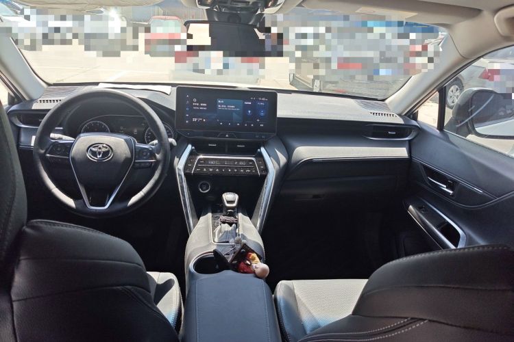 Used Toyota Harrier 2022 2.0L CVT Two-Wheel Drive Deluxe Edition Headliner