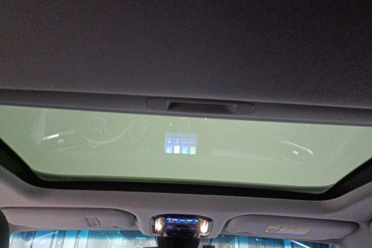 Used Toyota Harrier 2022 Dual-Engine 2.5L CVT Two-Wheel Drive Luxury Edition Headliner