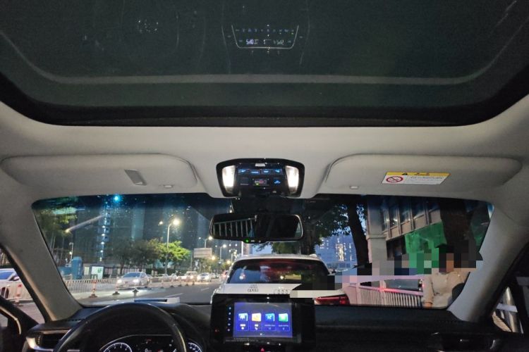 Used Toyota Harrier 2022 2.0L CVT Two-Wheel Drive Luxury Edition Headliner