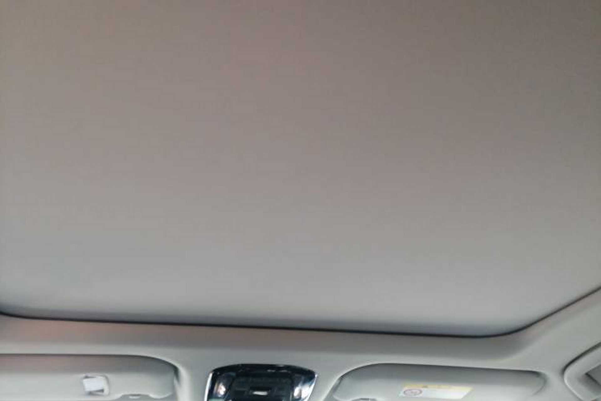 Used Toyota Harrier 2022 2.0L CVT Two-Wheel Drive Deluxe Edition Headliner