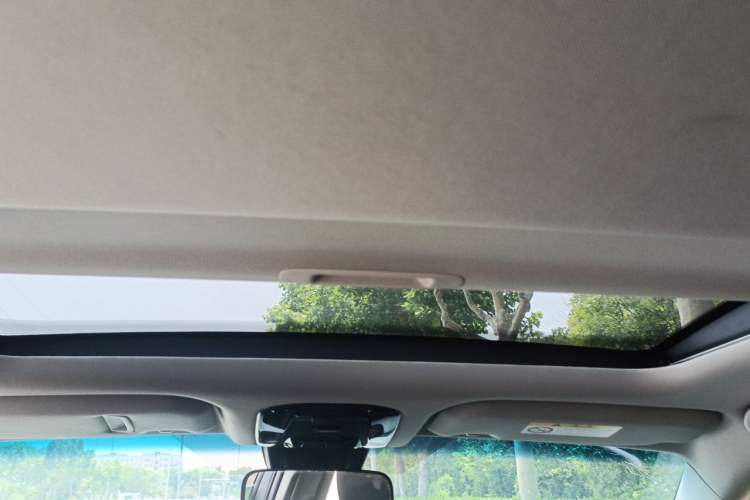 Used Toyota Harrier 2022 2.0L CVT Two-Wheel Drive Entry Version Headliner