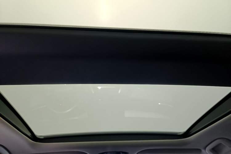 Used Toyota Harrier 2022 2.0L CVT Two-Wheel Drive Deluxe Edition Headliner