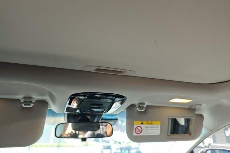 Used Toyota Harrier 2022 2.0L CVT Two-Wheel Drive Entry Version Headliner
