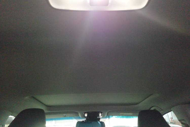 Used Toyota Harrier 2022 Dual-Engine 2.5L CVT Two-Wheel Drive Luxury Edition Headliner