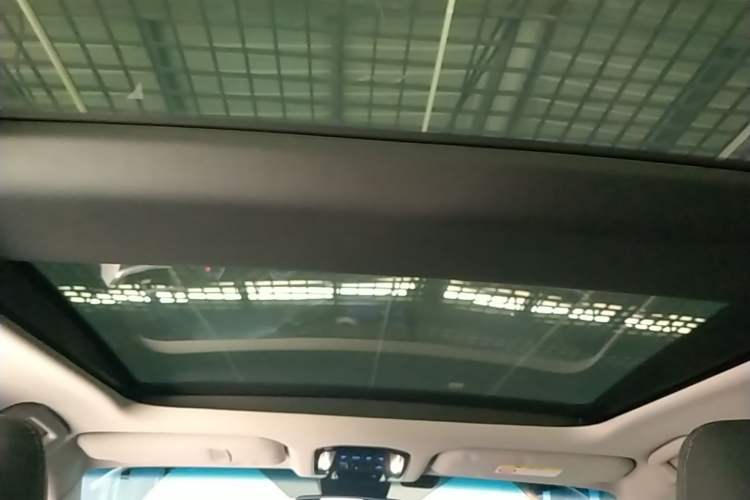 Used Toyota Harrier 2022 2.0L CVT Two-Wheel Drive Deluxe Edition Headliner