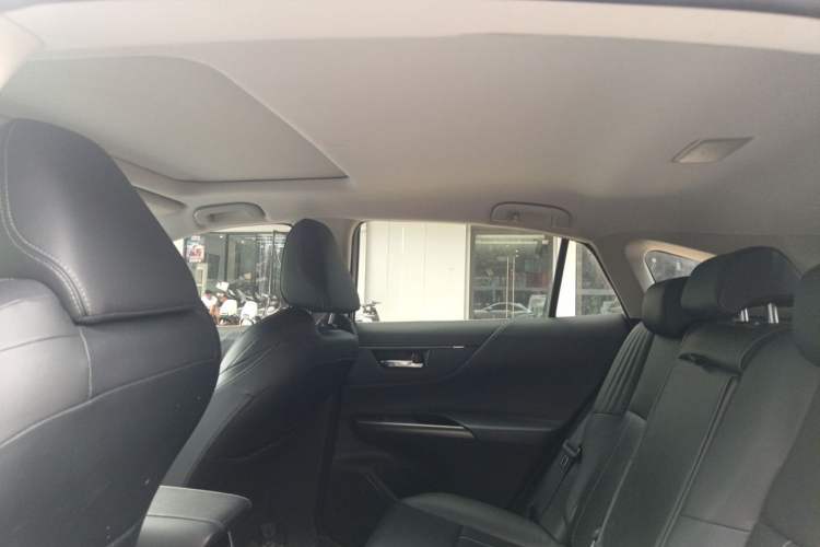 Used Toyota Harrier 2022 Dual-Engine 2.5L CVT Two-Wheel Drive Luxury Edition Headliner