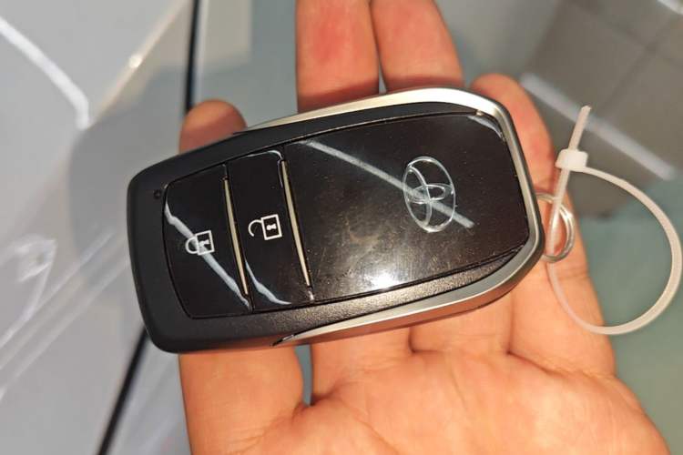Used Toyota Harrier 2022 2.0L CVT Two-Wheel Drive Deluxe Edition Interior 1