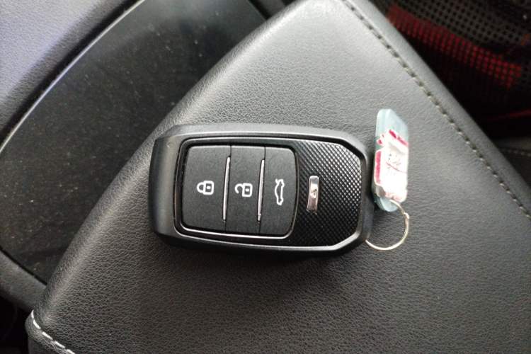 Used Toyota Harrier 2022 2.0L CVT Two-Wheel Drive Entry Version Interior 1