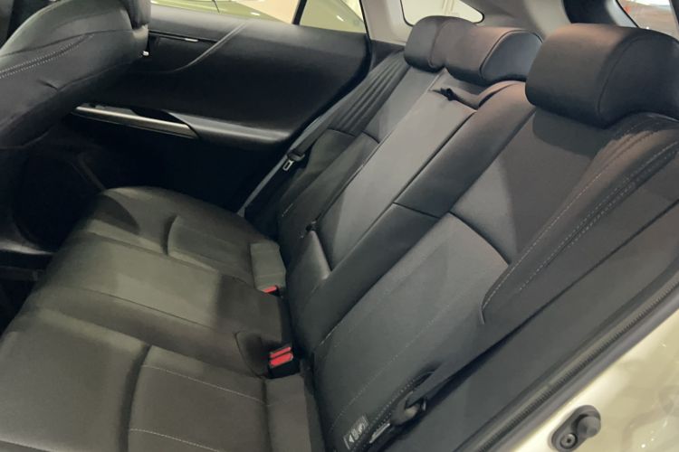 Used Toyota Harrier 2022 2.0L CVT Two-Wheel Drive Deluxe Edition Interior 1
