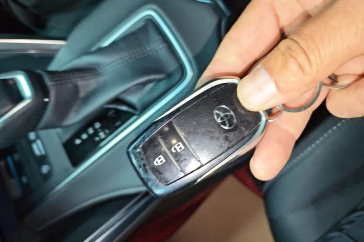 Used Toyota Harrier 2022 2.0L CVT Two-Wheel Drive Entry Version Interior 1