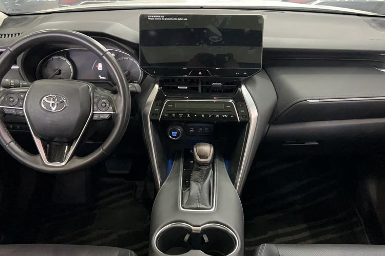 Used Toyota Harrier 2022 2.0L CVT Two-Wheel Drive Deluxe Edition Interior 3