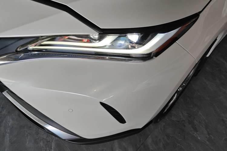 Used Toyota Harrier 2022 Dual-Engine 2.5L CVT Four-Wheel Drive Flagship Edition Left Front Headlight