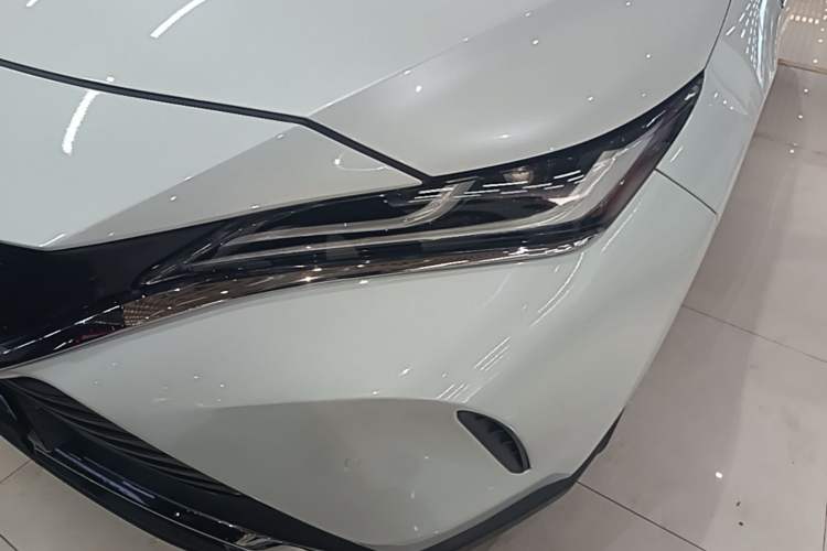 Used Toyota Harrier 2022 Dual-Engine 2.5L CVT Four-Wheel Drive Luxury Edition Left Front Headlight