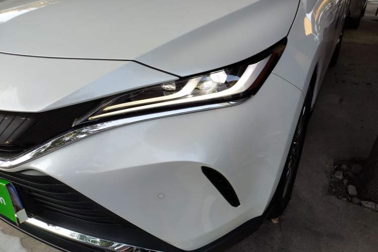 Used Toyota Harrier 2022 2.0L CVT Two-Wheel Drive Deluxe Edition Left Front Headlight