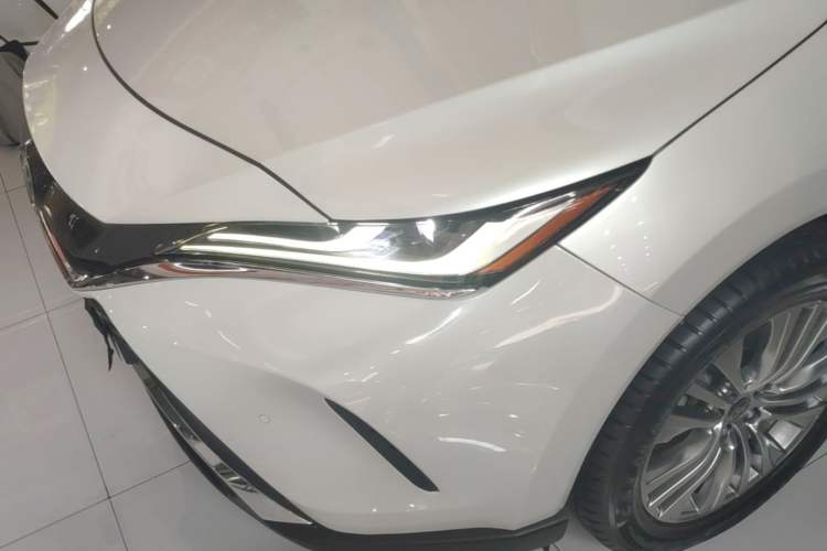 Used Toyota Harrier 2022 2.0L CVT Two-Wheel Drive Deluxe Edition Left Front Headlight