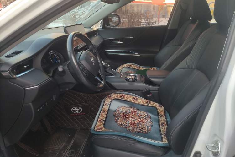 Used Toyota Harrier 2022 Dual-Engine 2.5L CVT Four-Wheel Drive Luxury Edition Left Front Seat