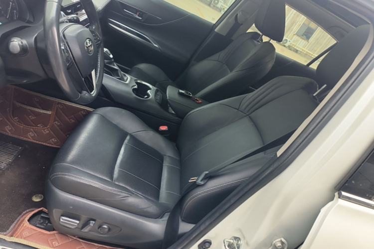 Used Toyota Harrier 2022 2.0L CVT Two-Wheel Drive Deluxe Edition Left Front Seat