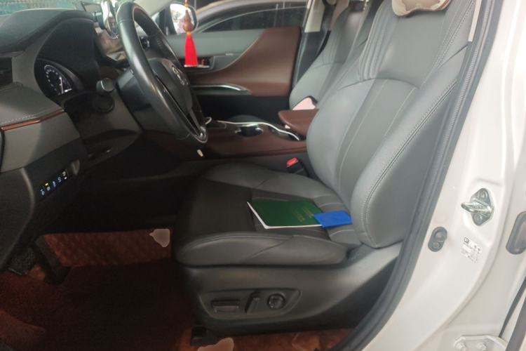 Used Toyota Harrier 2022 2.0L CVT Two-Wheel Drive Deluxe Edition Left Front Seat