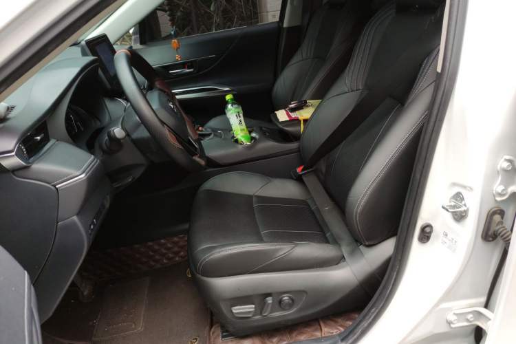 Used Toyota Harrier 2022 2.0L CVT Two-Wheel Drive Luxury Edition Left Front Seat