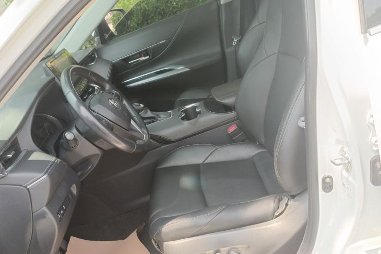 Used Toyota Harrier 2022 2.0L CVT Two-Wheel Drive Entry Version Left Front Seat