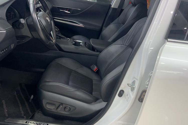 Used Toyota Harrier 2022 2.0L CVT Two-Wheel Drive Deluxe Edition Left Front Seat