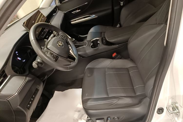 Used Toyota Harrier 2022 2.0L CVT Two-Wheel Drive Deluxe Edition Left Front Seat