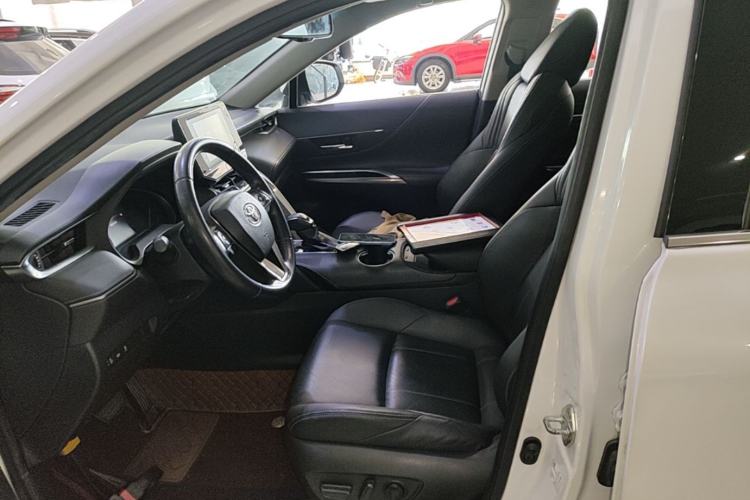 Used Toyota Harrier 2022 2.0L CVT Two-Wheel Drive Luxury Edition Left Front Seat