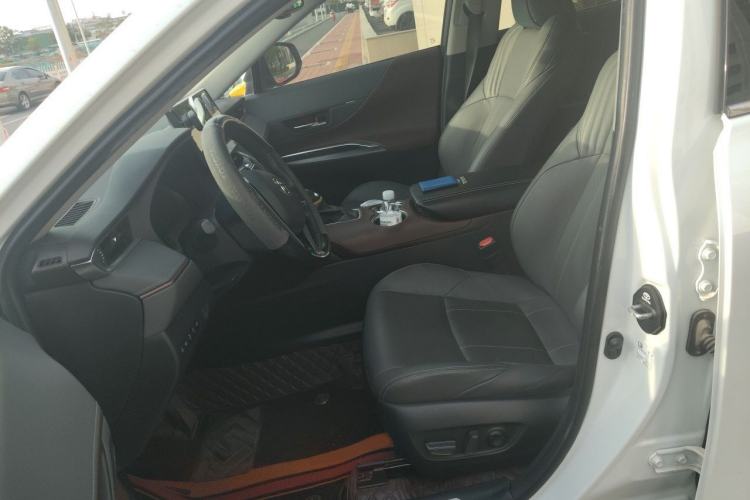 Used Toyota Harrier 2022 2.0L CVT Two-Wheel Drive Deluxe Edition Left Front Seat