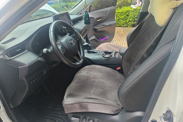 Used Toyota Harrier 2022 2.0L CVT Two-Wheel Drive Luxury Edition Left Front Seat