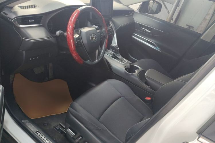 Used Toyota Harrier 2022 2.0L CVT Two-Wheel Drive Deluxe Edition Left Front Seat
