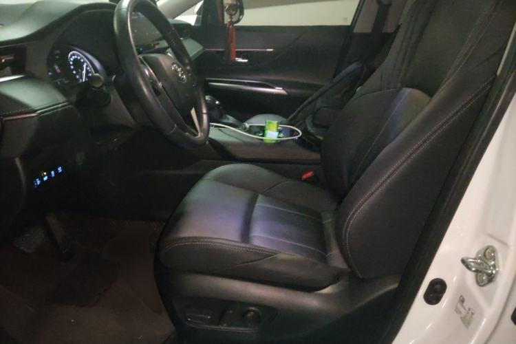 Used Toyota Harrier 2022 2.0L CVT Two-Wheel Drive Deluxe Edition Left Front Seat