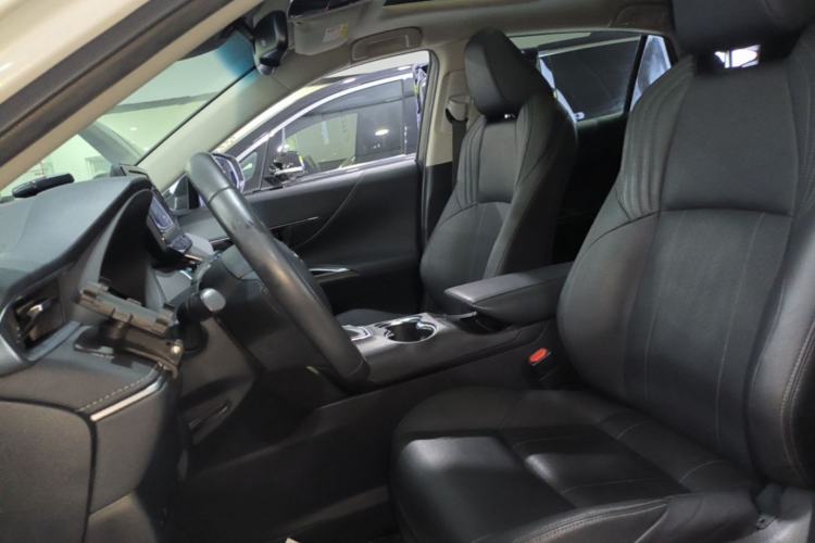 Used Toyota Harrier 2022 2.0L CVT Two-Wheel Drive Deluxe Edition Left Front Seat