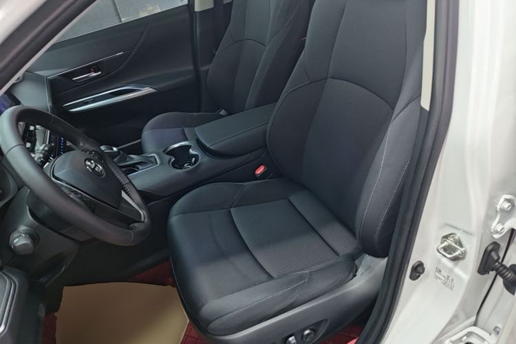 Used Toyota Harrier 2022 2.0L CVT Two-Wheel Drive Entry Version Left Front Seat