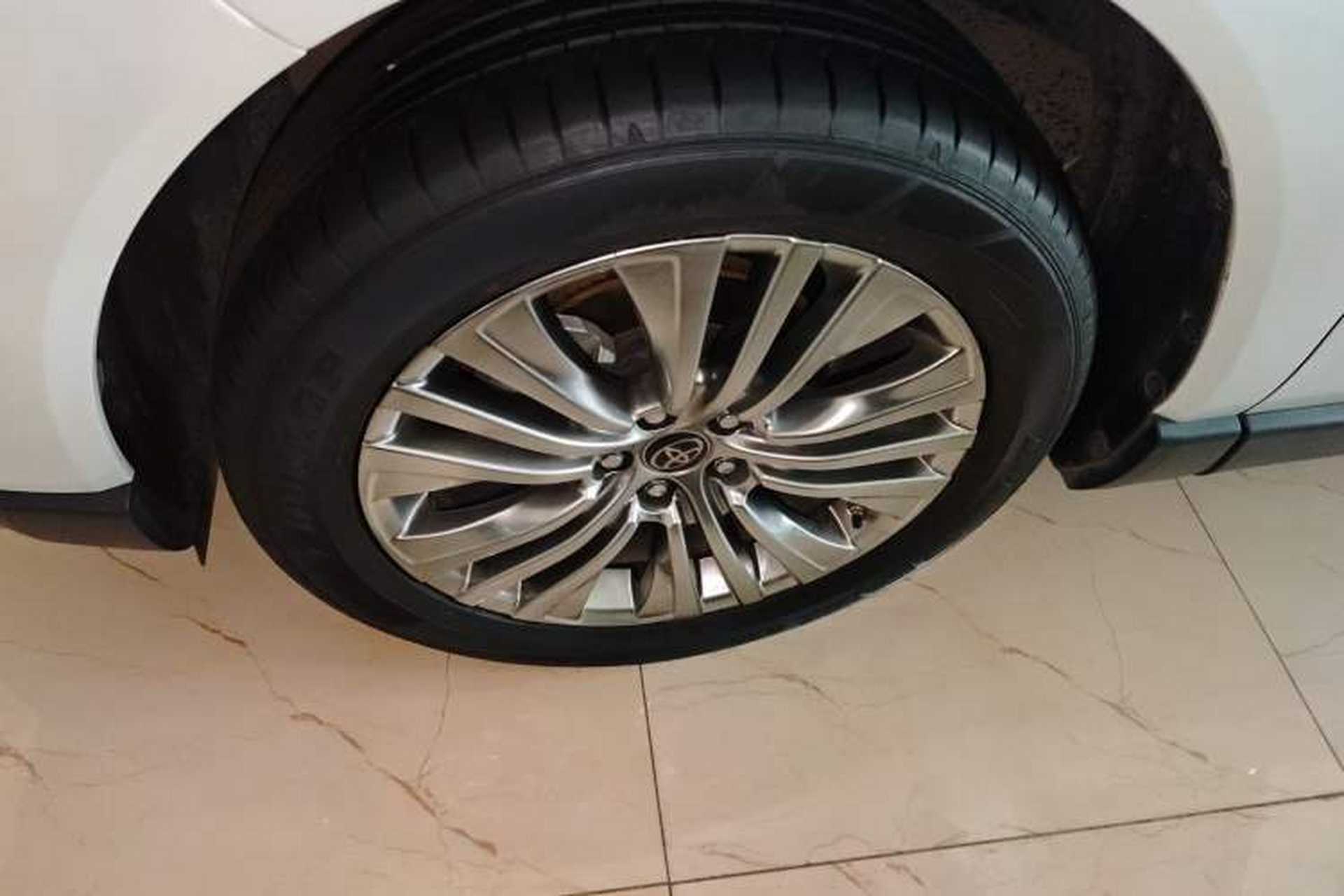 Used Toyota Harrier 2022 2.0L CVT Two-Wheel Drive Deluxe Edition Left Front Wheel Hub