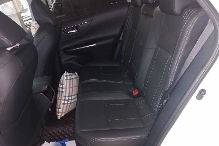 Used Toyota Harrier 2022 Dual-Engine 2.5L CVT Four-Wheel Drive Luxury Edition Left Rear Seat