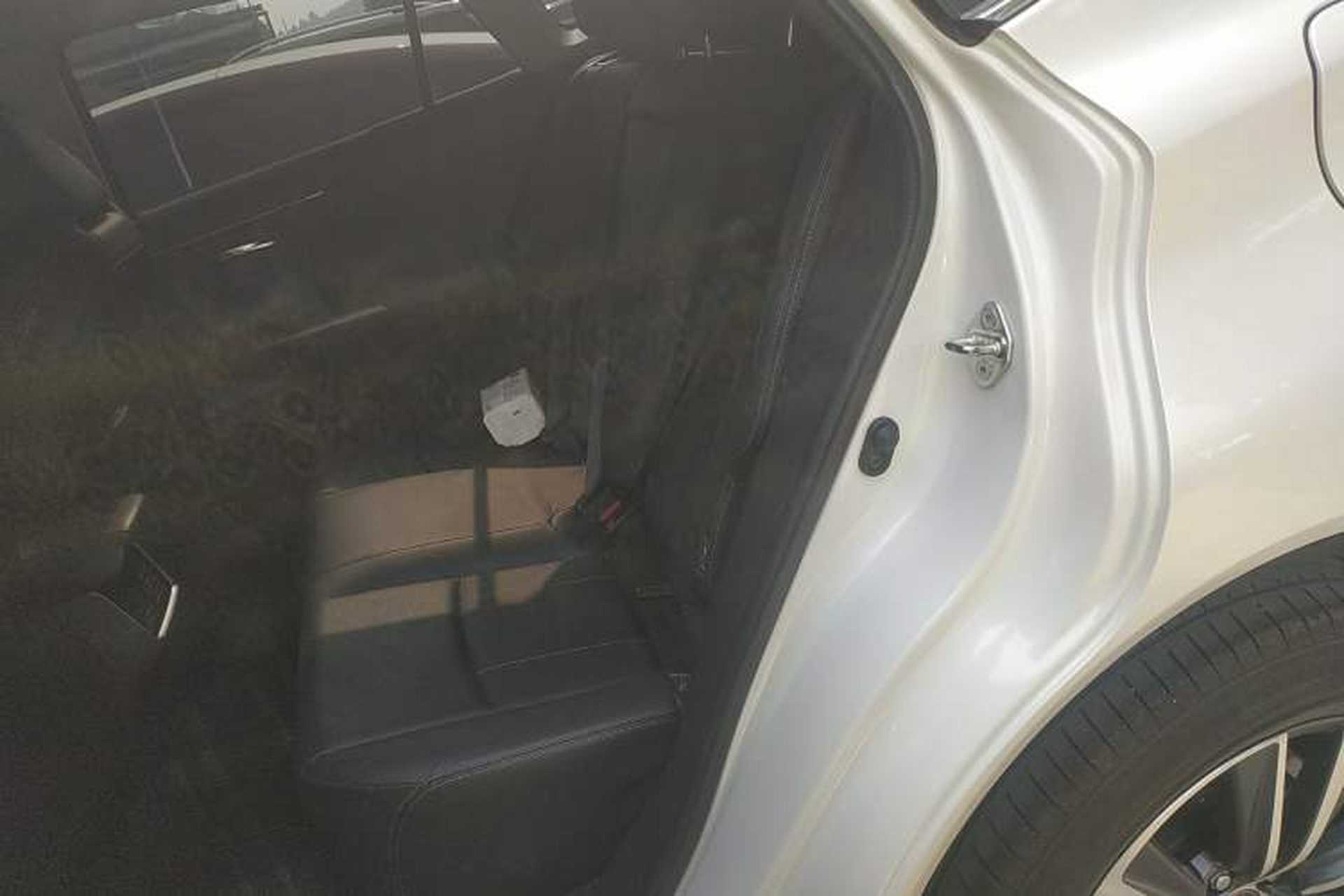 Used Toyota Harrier 2022 2.0L CVT Two-Wheel Drive Luxury Edition Left Rear Seat