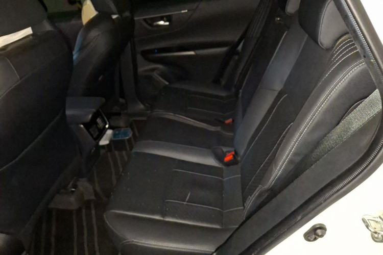 Used Toyota Harrier 2022 2.0L CVT Two-Wheel Drive Luxury Edition Left Rear Seat