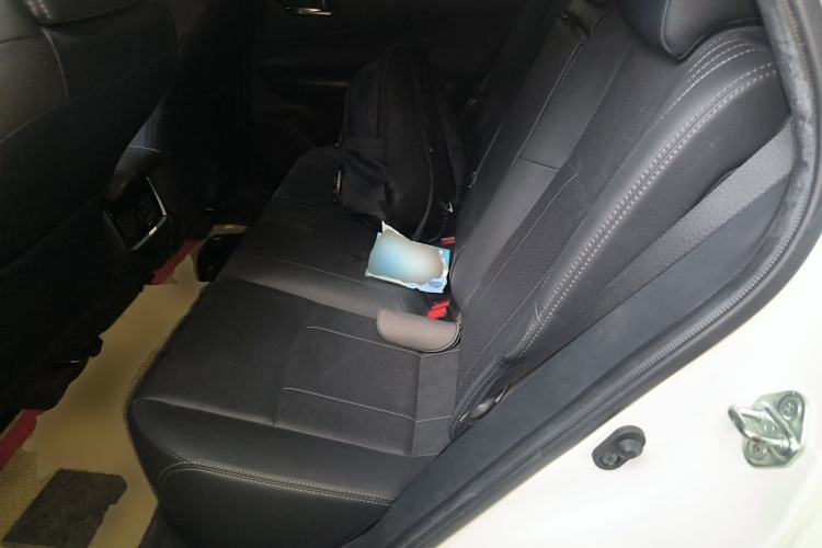 Used Toyota Harrier 2022 2.0L CVT Two-Wheel Drive Deluxe Edition Left Rear Seat