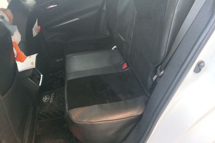 Used Toyota Harrier 2022 2.0L CVT Two-Wheel Drive Luxury Edition Left Rear Seat